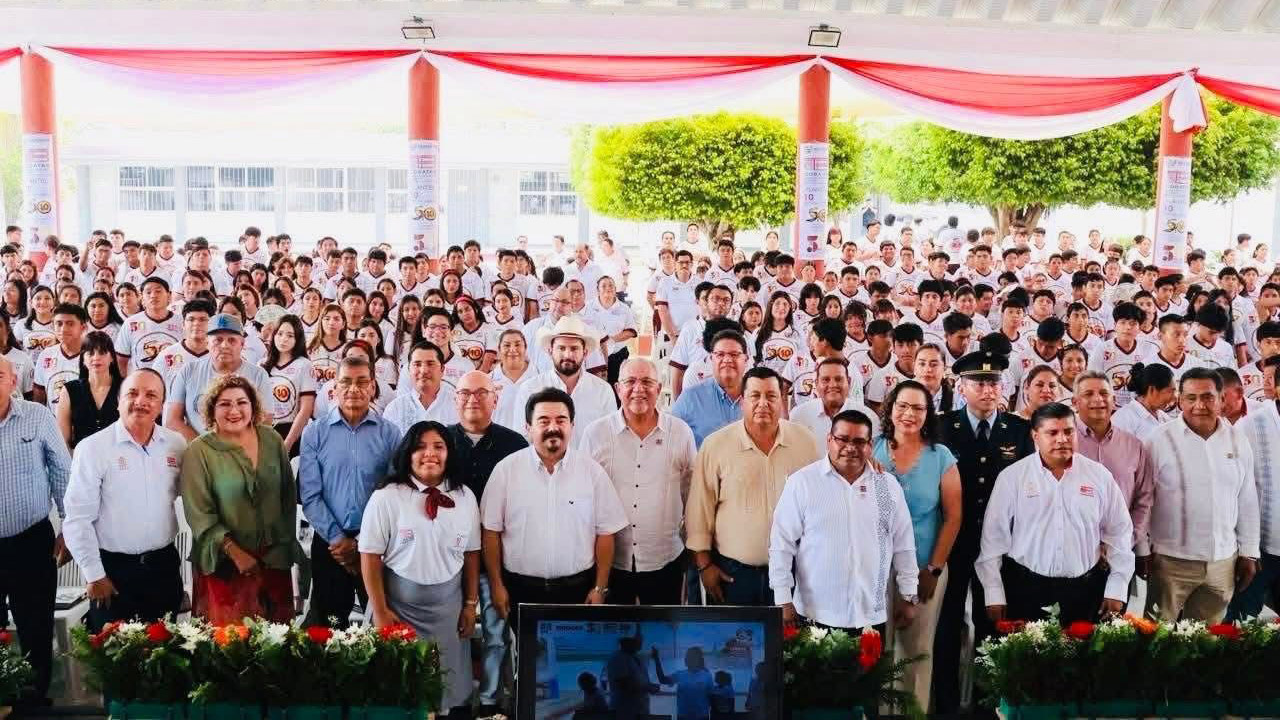 COBATAB 10 celebra 50 años de historia y formación en Macuspana